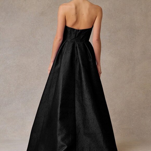 Elegant Strapless Purple Evening Gown - Picture 4 of 6